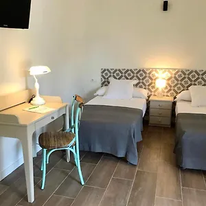  Apartahotel Les Agudes España
